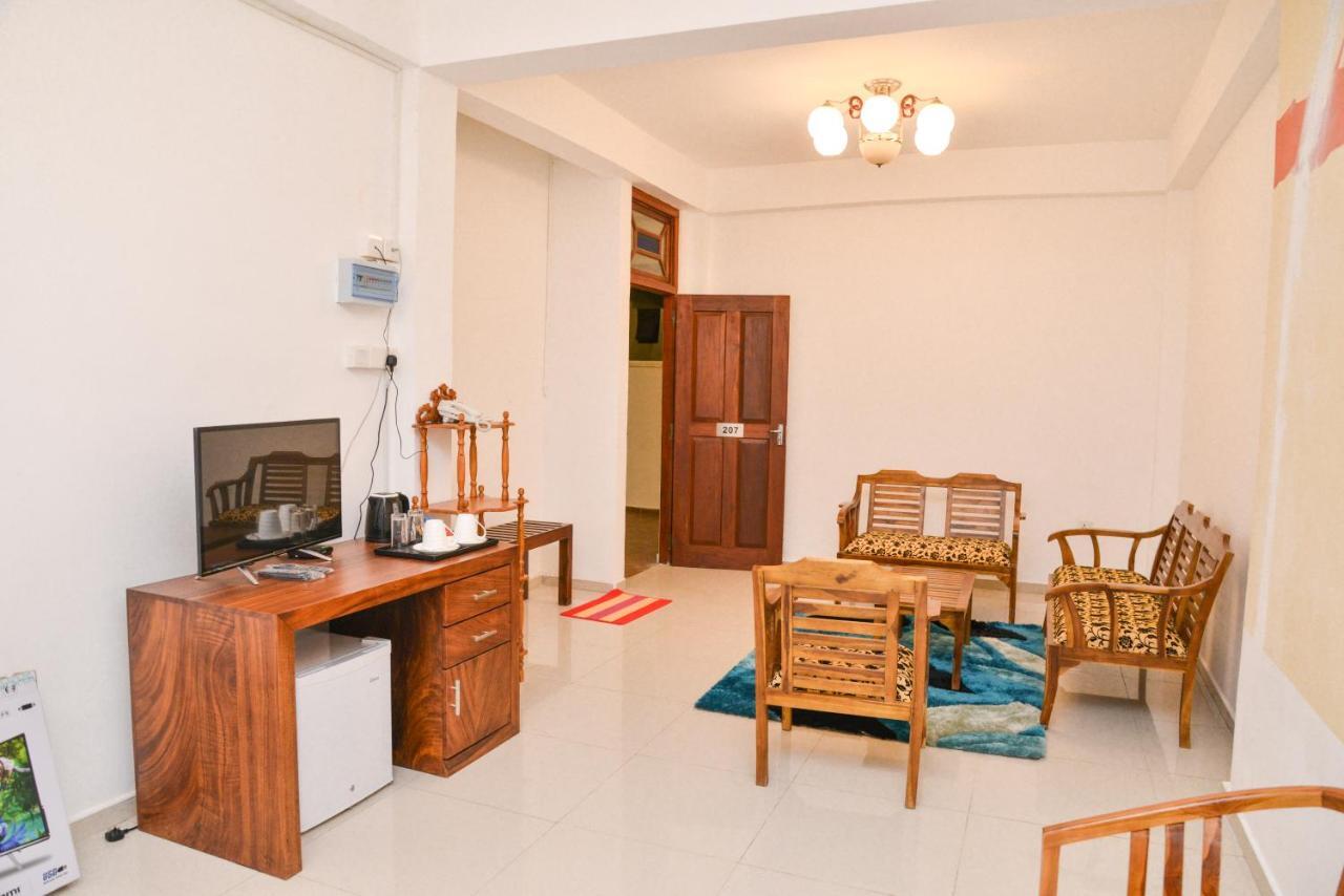 Centhara Beach Weligama Hotel Exterior photo